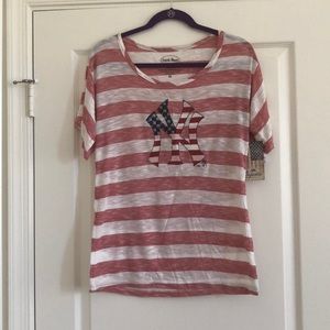 NWT NY Yankees American flag shirt